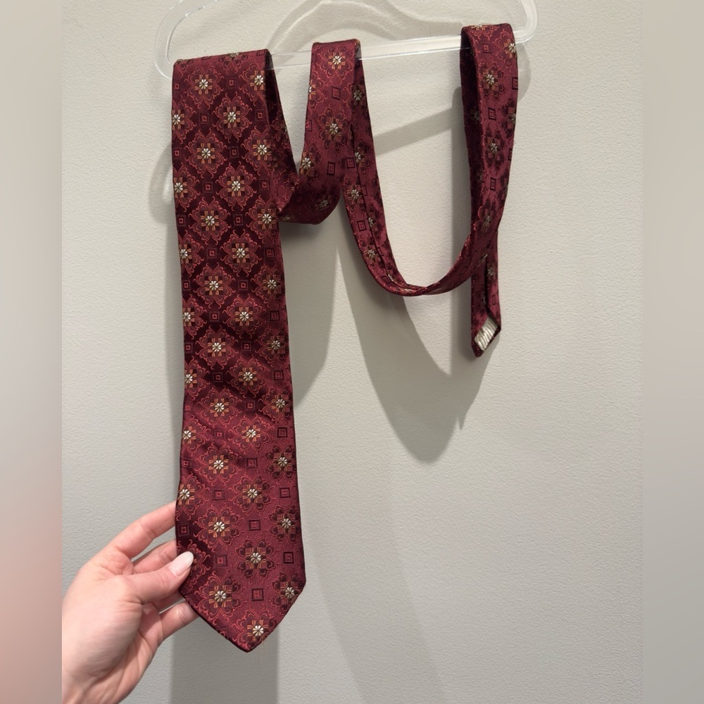 JOHN W NORDSTROM TIE 100% SILK MADE IN U.S.A